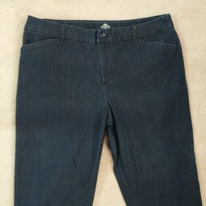 Women's St John's Bay Capris